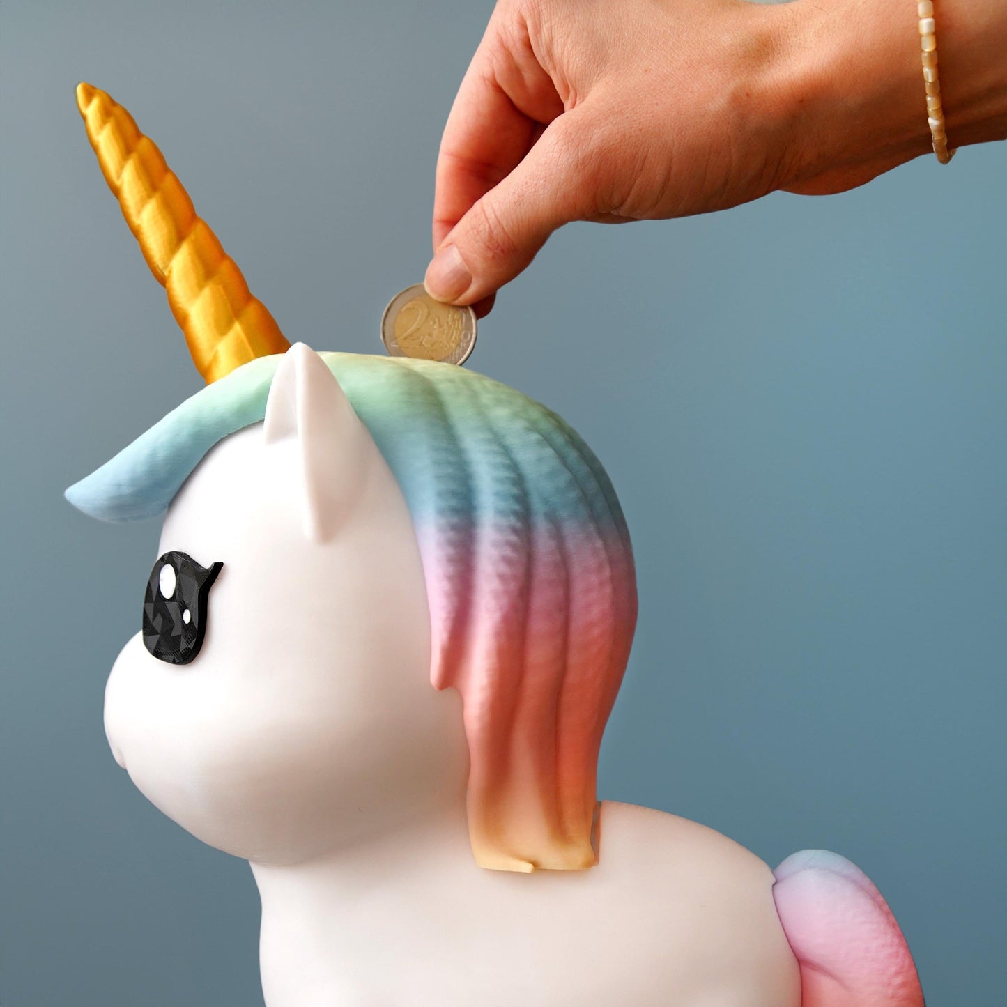 Umi la Licorne – Tirelire avec rangement caché